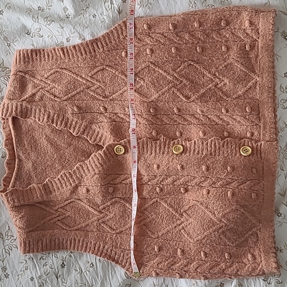 Cottagecore Cozy Pink Knit Vest - Picture 2 of 3